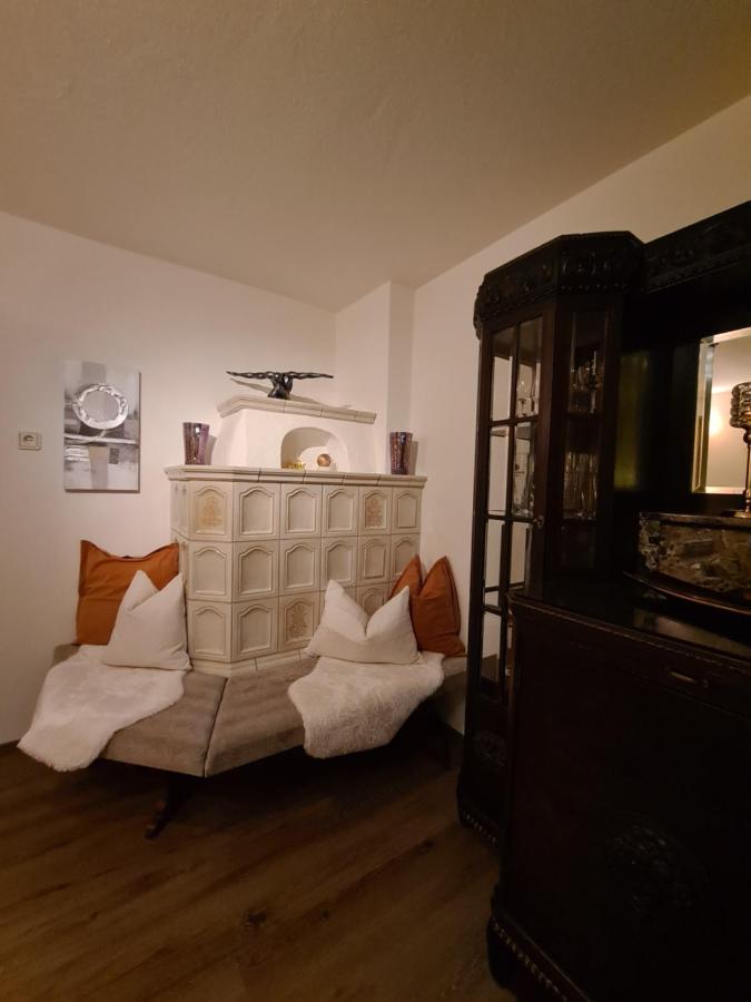 Huber Apartment *